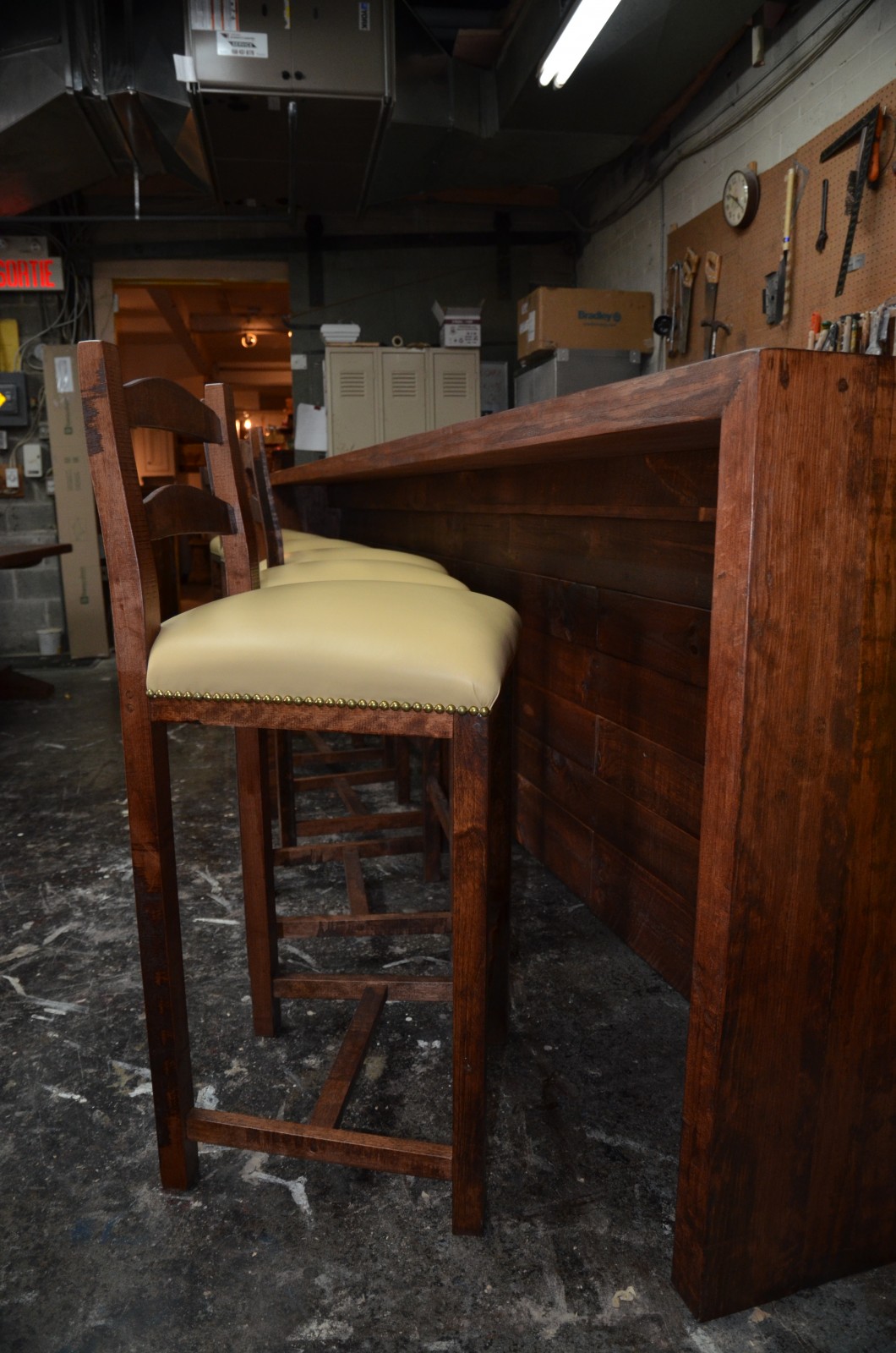 Meubles sur mesure en bois massif et bois ancien