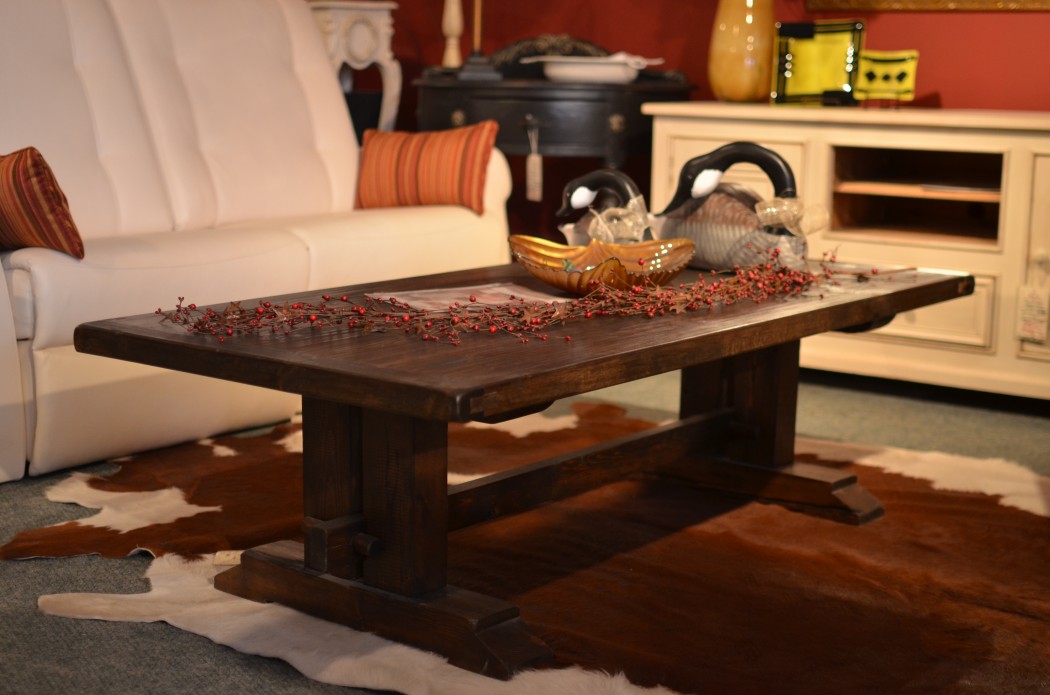Table de salon, meuble en bois rustique